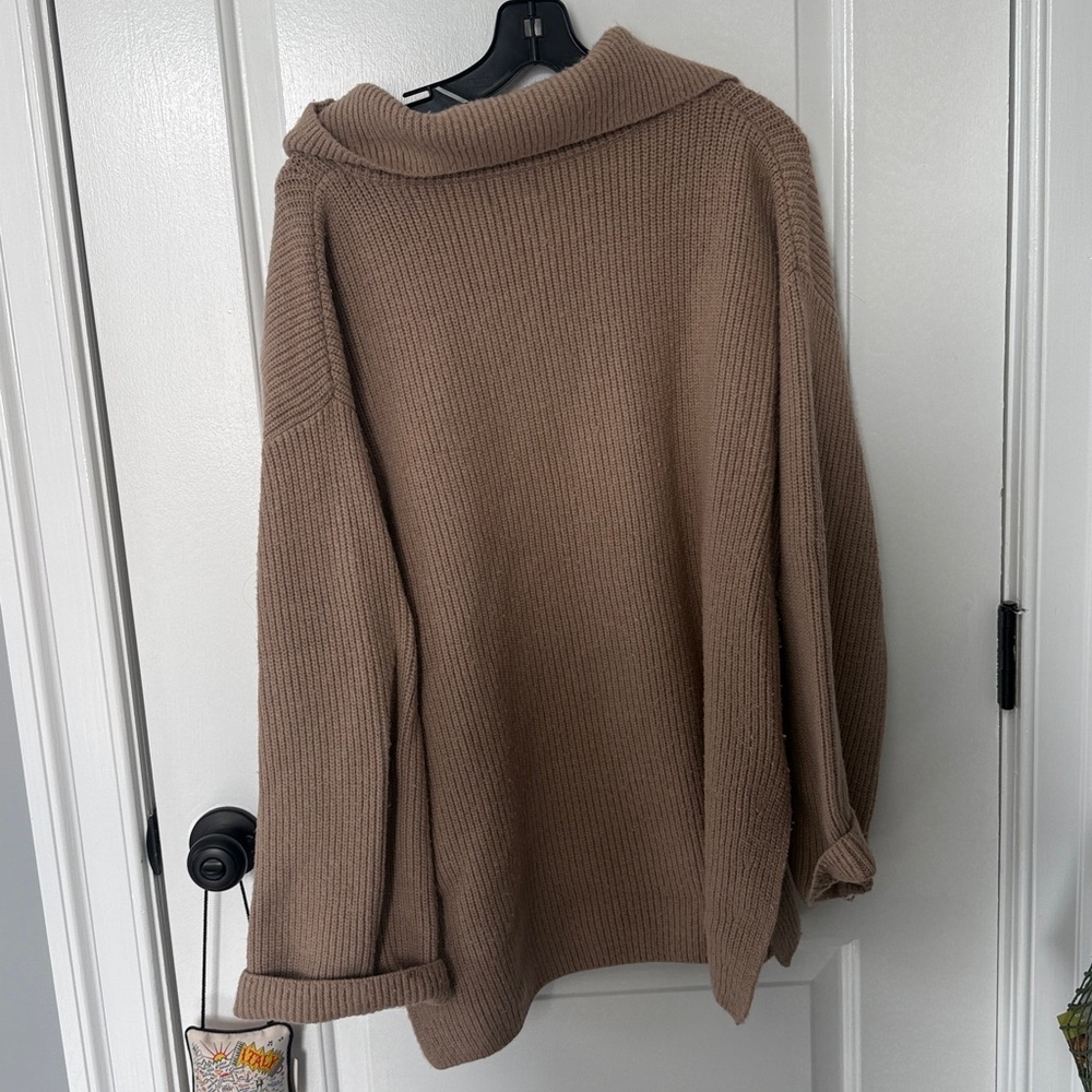 H&M Tan Ribbed Zip-Up Sweater - Picture 4 of 4